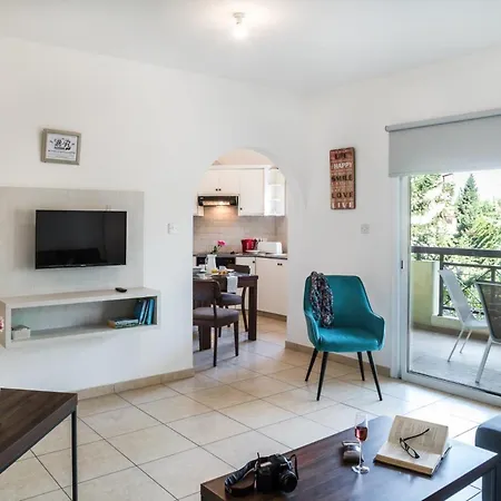 1st Floor 2 Bedroom At Artemis Cynthia Complex Apartman