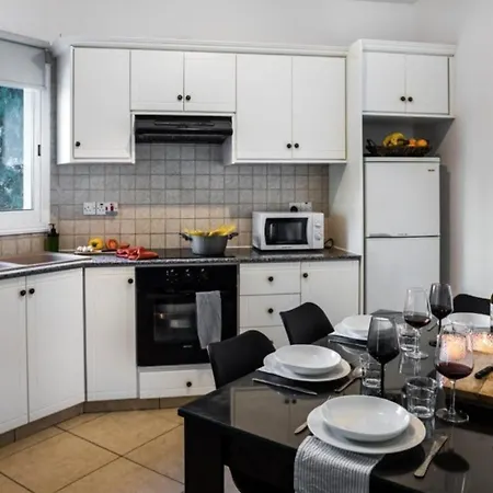 Apartman 1st Floor 2 Bedroom At Artemis Cynthia Complex Paphos