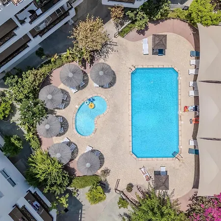 1st Floor 2 Bedroom At Artemis Cynthia Complex Paphos