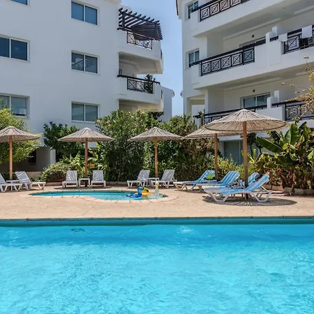 Apartman 1st Floor 2 Bedroom At Artemis Cynthia Complex *